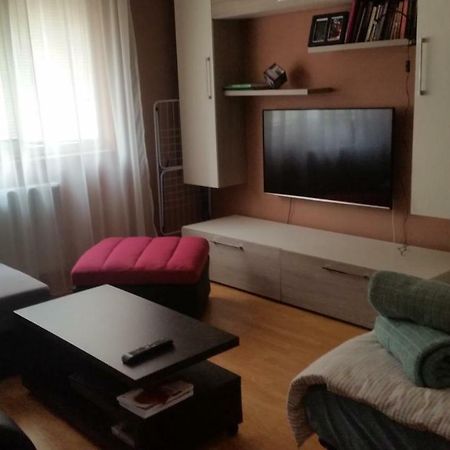 Ferienwohnung Sfanta Ecaterina - Garsoniera Alba Iulia Exterior foto