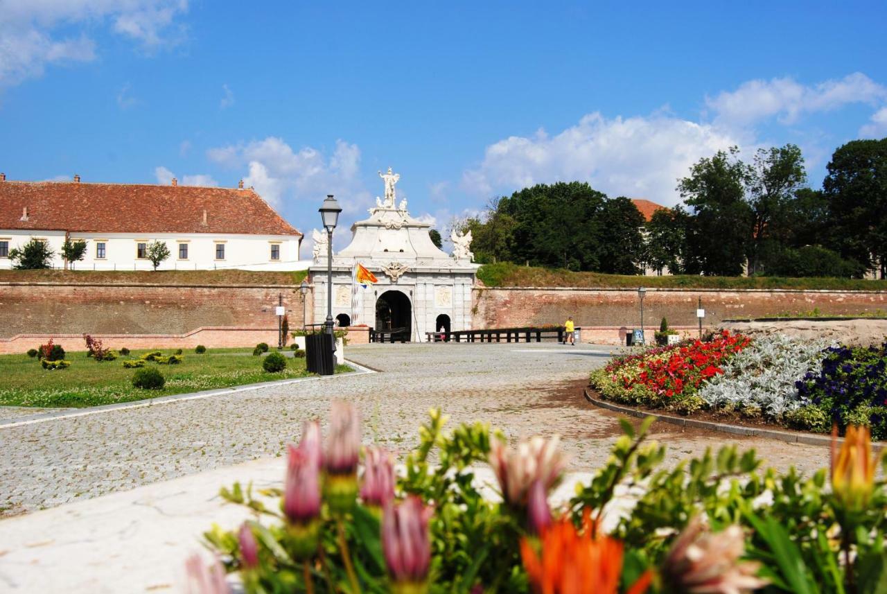 Ferienwohnung Sfanta Ecaterina - Garsoniera Alba Iulia Exterior foto
